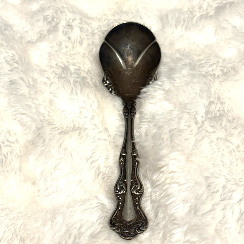 Vintage Rochester Silverplate 50 DWT Clamshell Scalloped Serving Soup Spoon